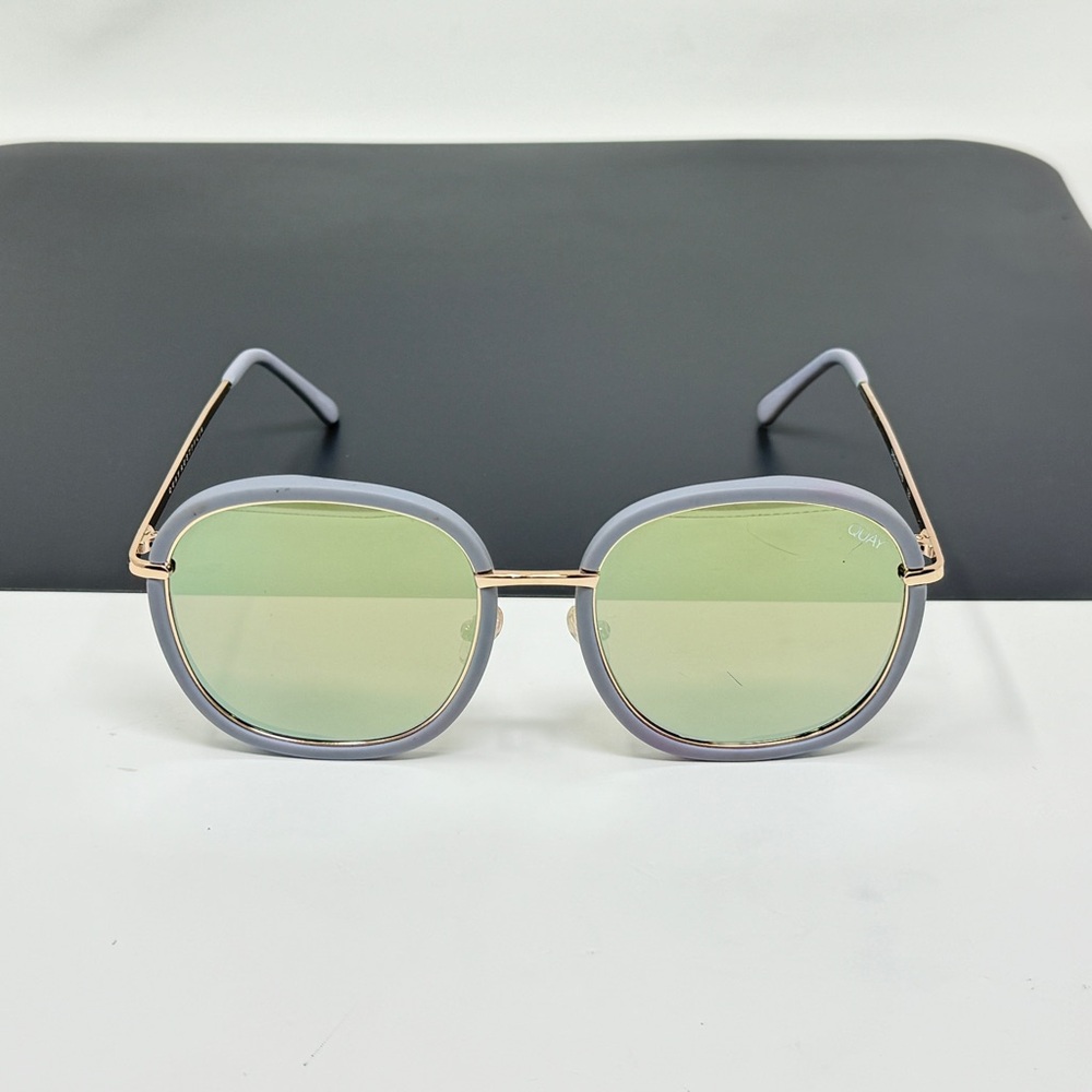 Quay Australia Dreamy Ways Sunglasses scratches on lenses